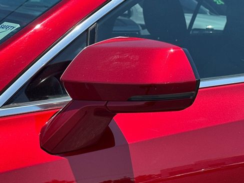 Used 2024 Cadillac XT4 Premium Luxury image 55