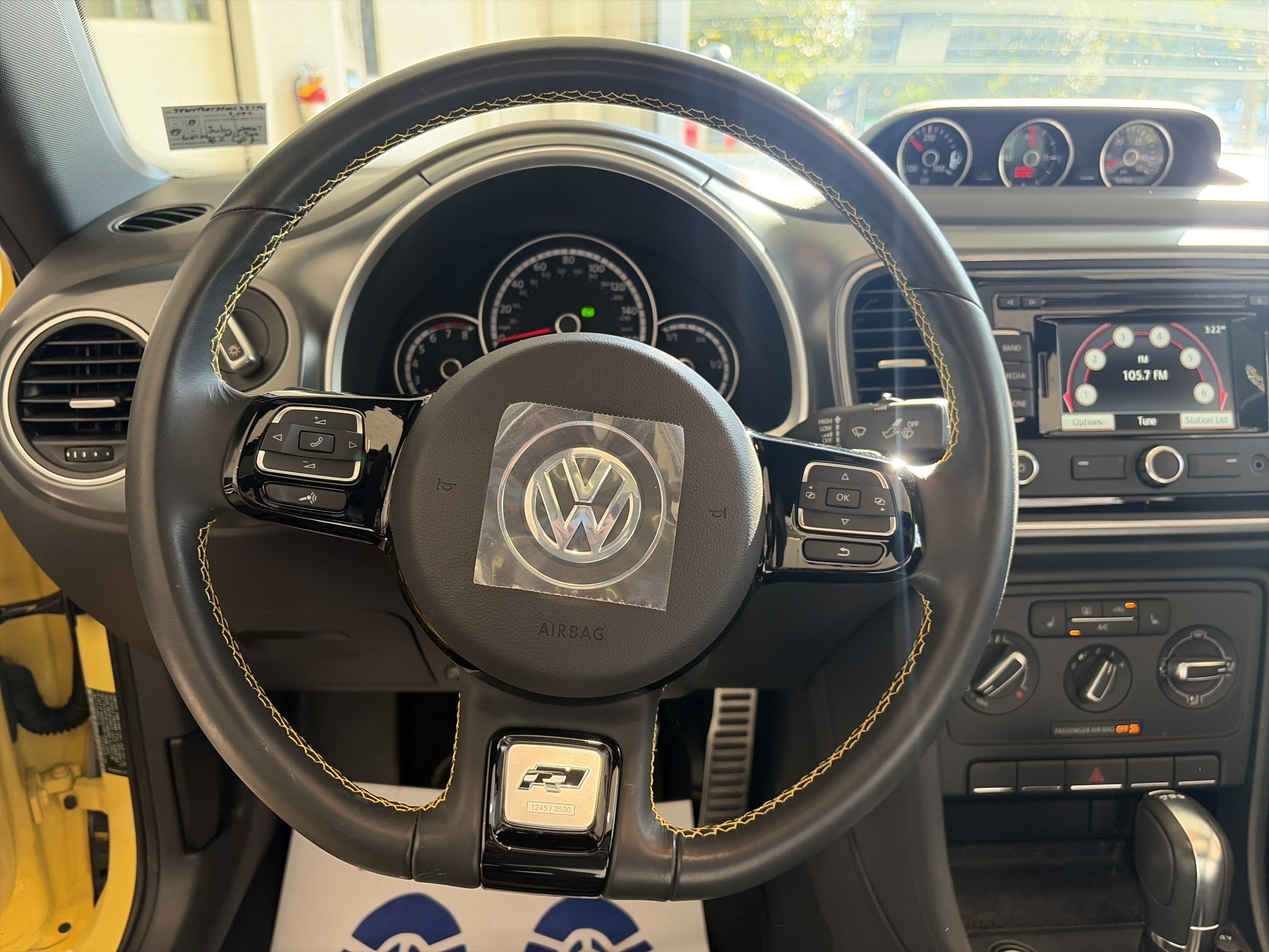 Used 2014 Volkswagen Beetle GSR FWD image 50