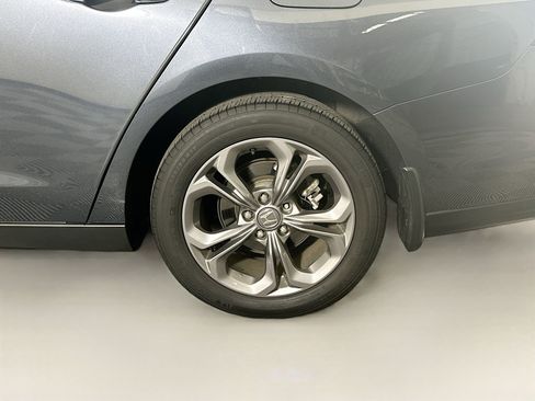 Used 2024 Honda Accord EX image 11