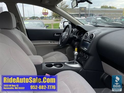 Used 2011 Nissan Rogue S AWD/4WD image 14
