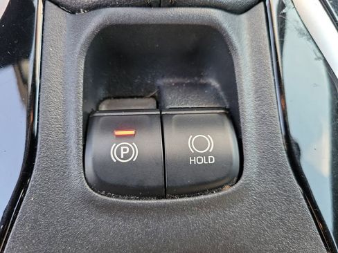 Used 2020 Toyota Corolla SE w/ Carpet Mat Package (TMS) image 29