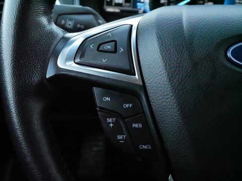 Used 2023 Ford Edge SEL image 26