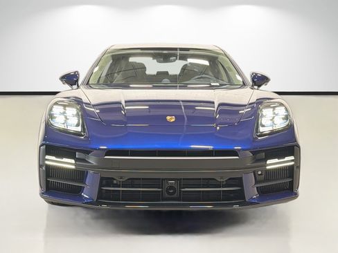 Used 2026 Porsche Panamera GTS AWD/4WD image 9