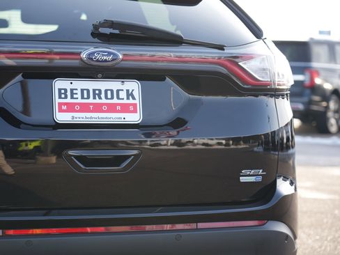 Used 2017 Ford Edge SEL image 11