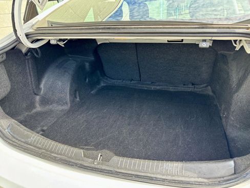 Used 2023 Chevrolet Malibu LT image 11