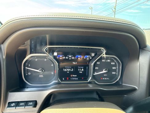Used 2020 GMC Sierra 3500 Denali w/ Denali Ultimate Package AWD/4WD image 30