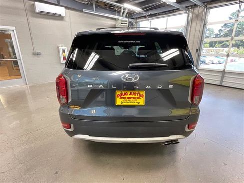Used 2020 Hyundai Palisade SEL FWD image 4