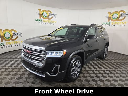 Certified 2023 GMC Acadia SLT image 3