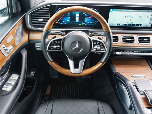 Used 2020 Mercedes-Benz GLS 450 4MATIC image 24