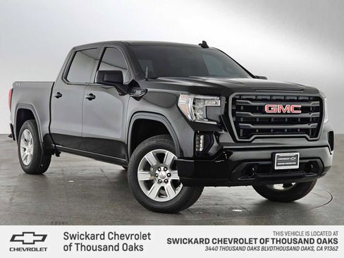 Used 2022 GMC Sierra 1500 Elevation image 1