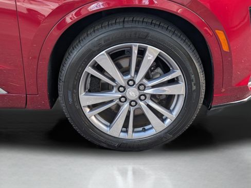 Used 2020 Cadillac XT6 Premium Luxury image 43