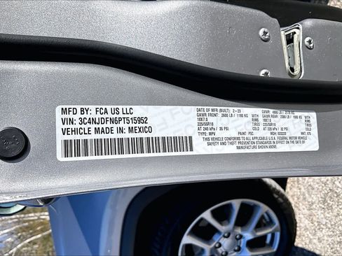 Used 2023 Jeep Compass Latitude w/ Sun and Sound Group image 34