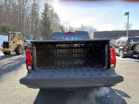 Used 2023 Chevrolet Colorado LT w/ LT Convenience Package II image 30