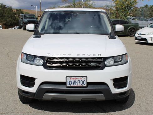 Used 2017 Land Rover Range Rover Sport SE AWD/4WD image 2