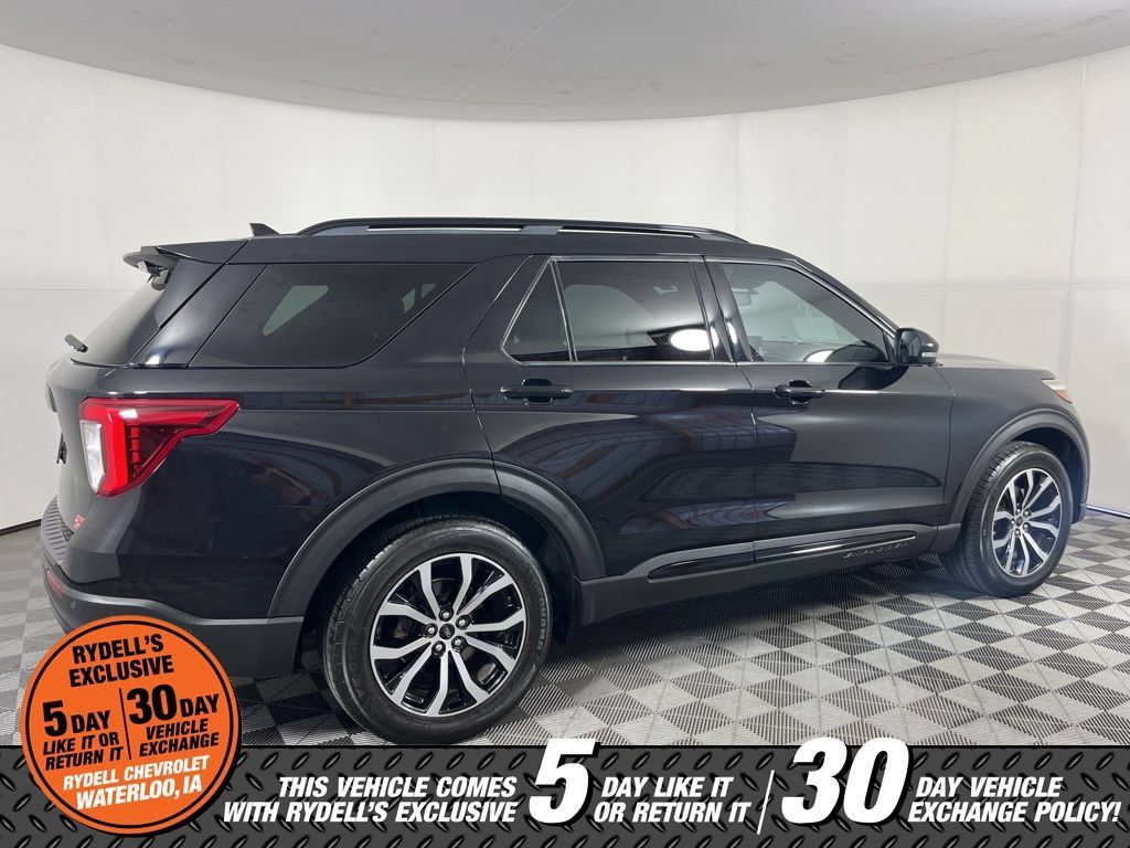 Used 2020 Ford Explorer ST w/ Premium Technology Package AWD/4WD image 3