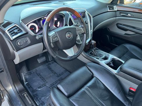 Used 2011 Cadillac SRX Luxury image 19