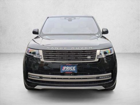 Used 2023 Land Rover Range Rover SE image 2
