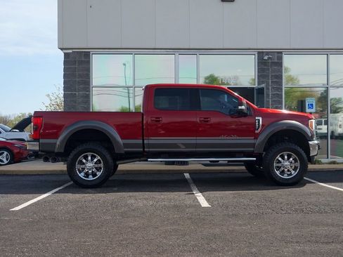 Used 2017 Ford F250 Lariat w/ Lariat Ultimate Package AWD/4WD image 2
