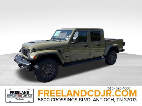 New 2025 Jeep Gladiator Sport AWD/4WD image 3