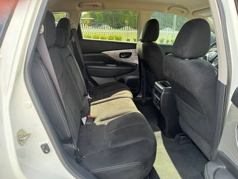 Used 2015 Nissan Murano SV FWD image 14
