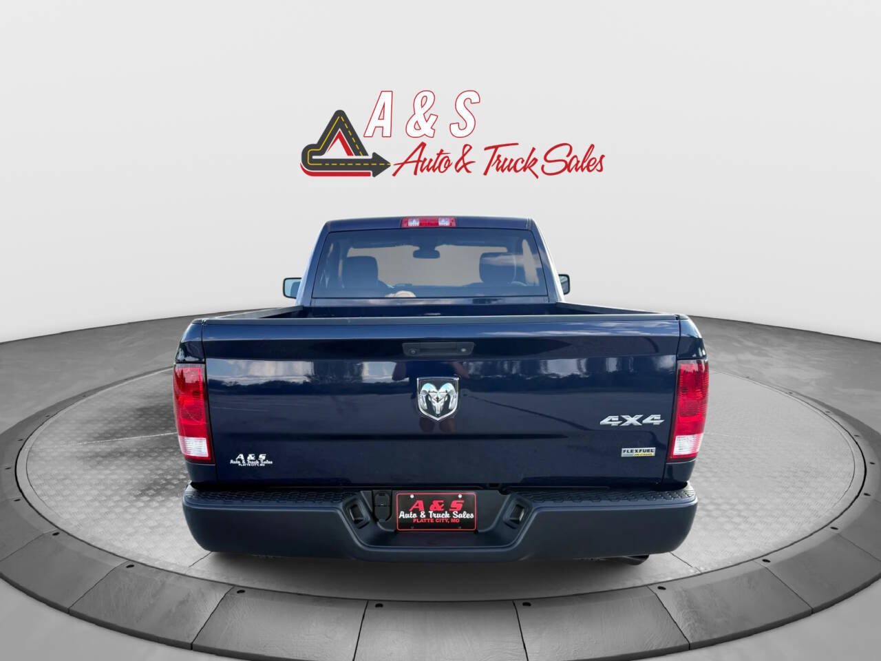 Used 2018 RAM 1500 Tradesman w/ Power & Remote Entry Group AWD/4WD image 4