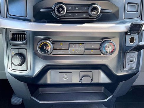 Used 2023 Ford F150 XLT image 32