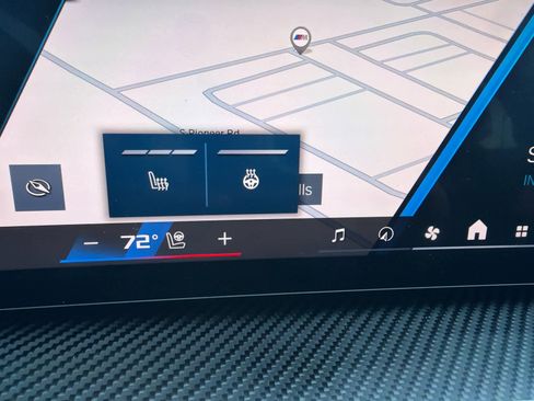 Used 2025 BMW M2 w/ Lighting Package RWD image 25