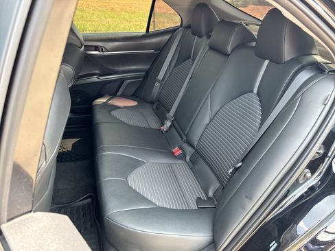 Used 2023 Toyota Camry SE w/ Convenience Package FWD image 21