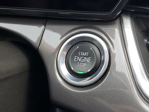 Certified 2024 Chevrolet Trax ACTIV w/ Sunroof Package FWD image 23