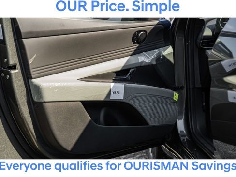 New 2025 Hyundai Elantra Limited image 30