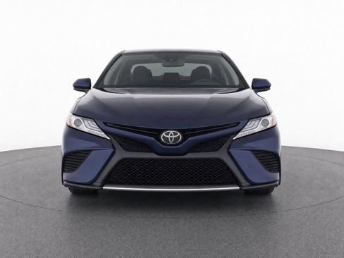 Used 2020 Toyota Camry XSE FWD image 7