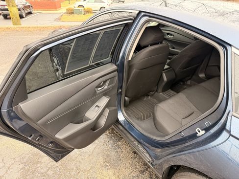 Used 2024 Honda Accord EX image 12