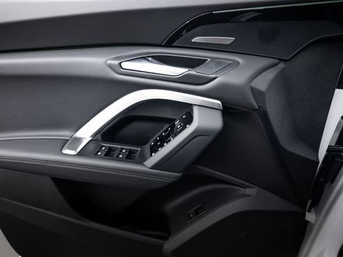 New 2025 Audi Q5 Premium Plus image 13