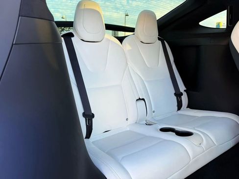 Used 2019 Tesla Model X Performance image 14