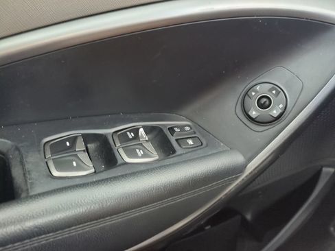 Used 2018 Hyundai Santa Fe Sport FWD image 31