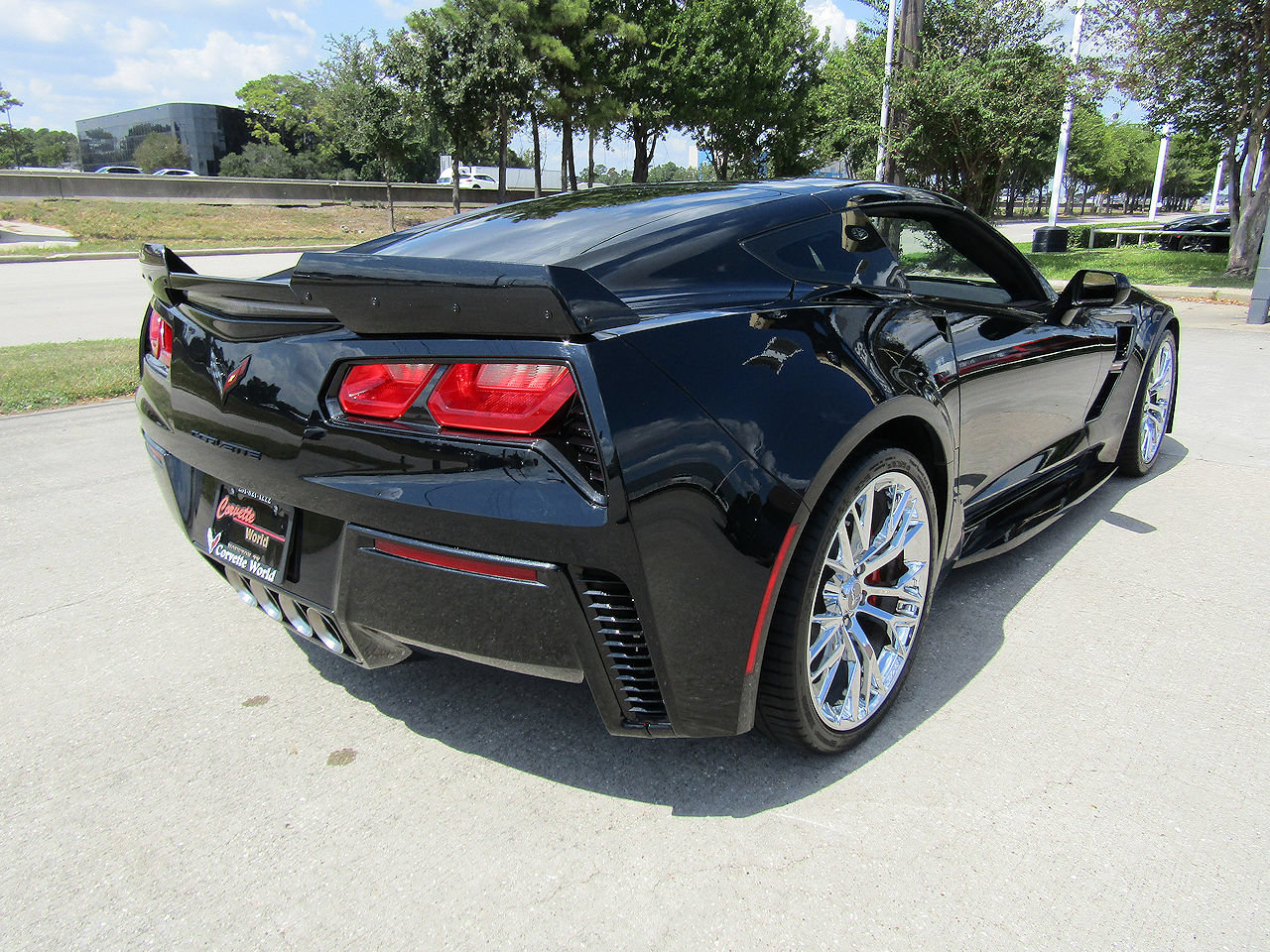 Used 2017 Chevrolet Corvette Grand Sport RWD image 5