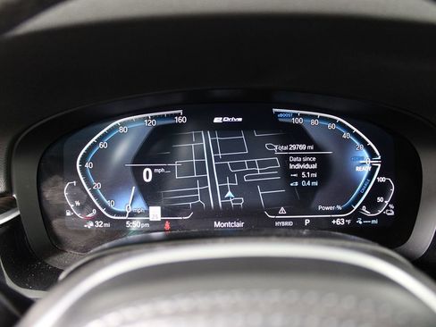 Used 2023 BMW 530e w/ M Sport Package image 6