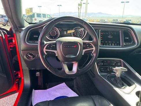 Used 2015 Dodge Challenger SXT Plus RWD image 13