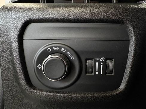 Used 2023 Jeep Grand Cherokee L Laredo w/ Luxury Tech Group I image 23