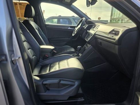 Used 2020 Volkswagen Tiguan SEL Premium R-Line AWD/4WD image 10