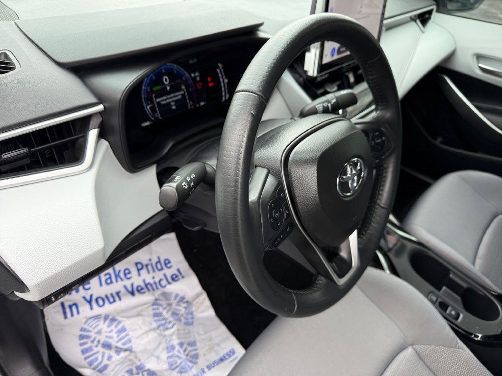 Certified 2025 Toyota Corolla FX w/ Convenience Package FWD image 28