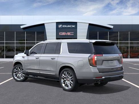 New 2026 GMC Yukon XL Denali w/ Denali Reserve Package AWD/4WD image 3