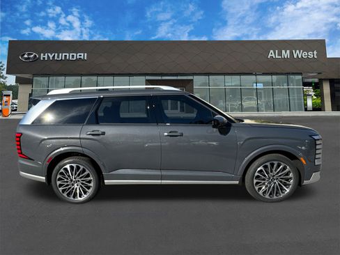 New 2026 Hyundai Palisade Calligraphy FWD image 5