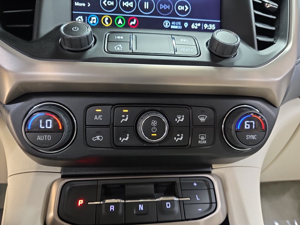 Used 2023 GMC Acadia Denali w/ Denali Ultimate Package AWD/4WD image 21