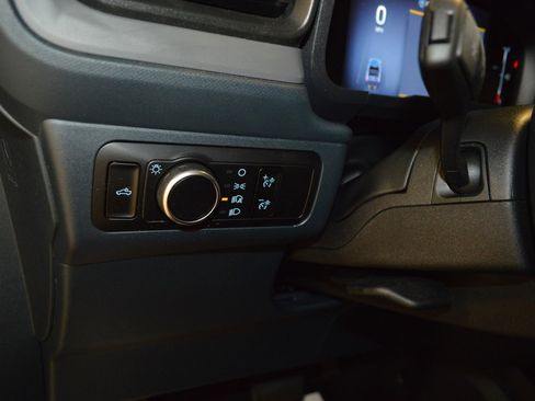 Used 2025 Ford Maverick XL w/ Equipment Group 102A image 16