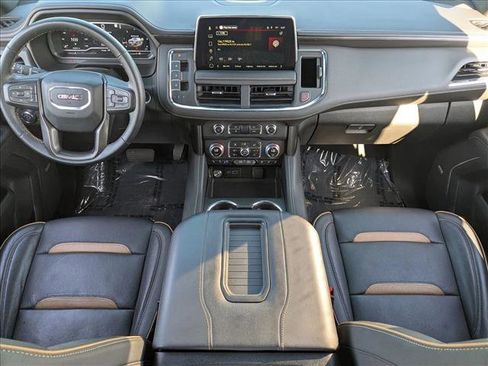 Used 2023 GMC Yukon XL AT4 w/ AT4 Premium Plus Package image 16