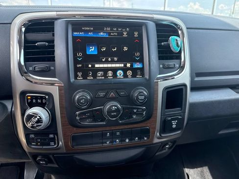 Used 2014 RAM 1500 Laramie AWD/4WD image 7