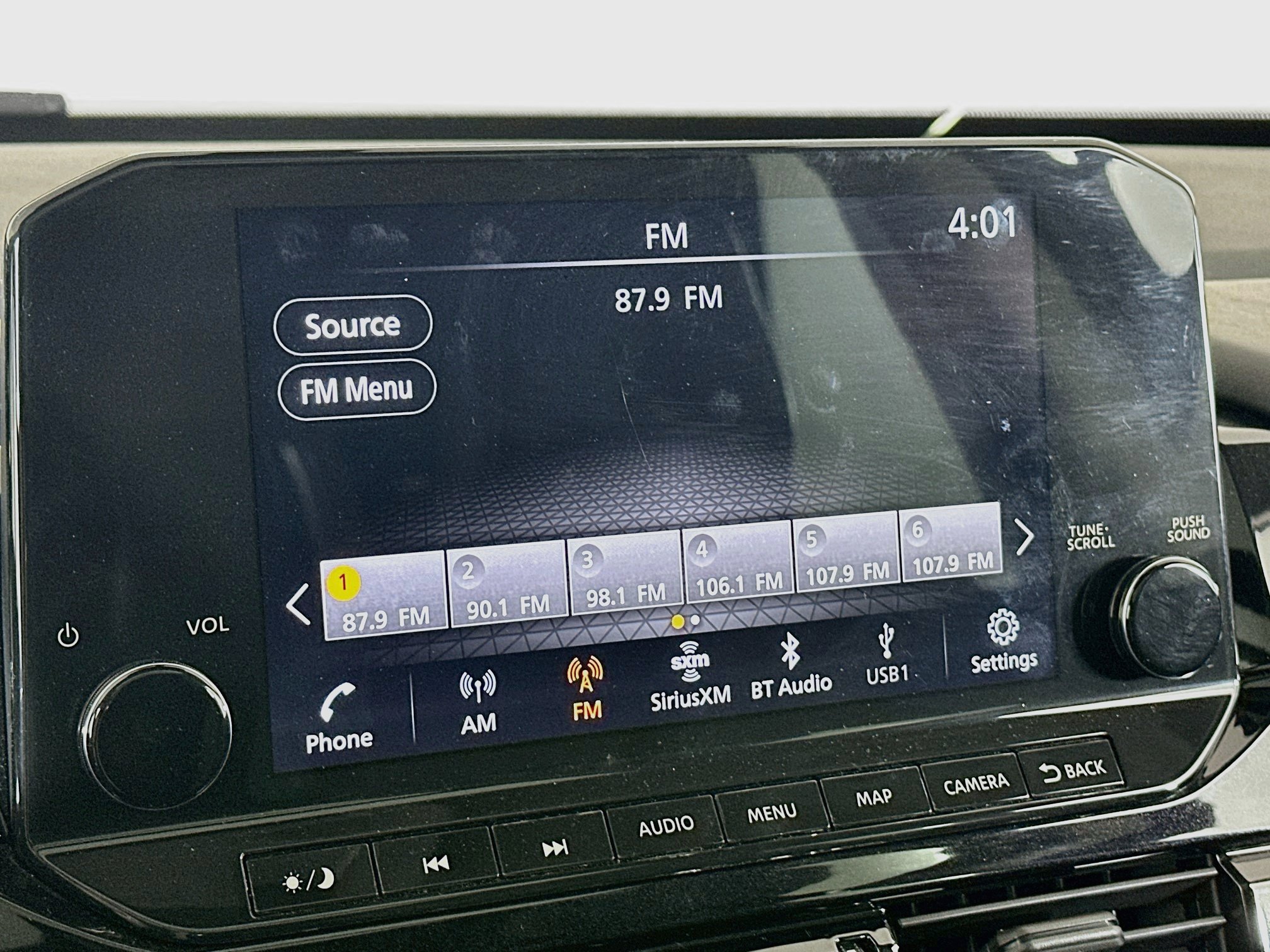 Used 2022 Nissan Pathfinder SL w/ SL Premium Package FWD image 21