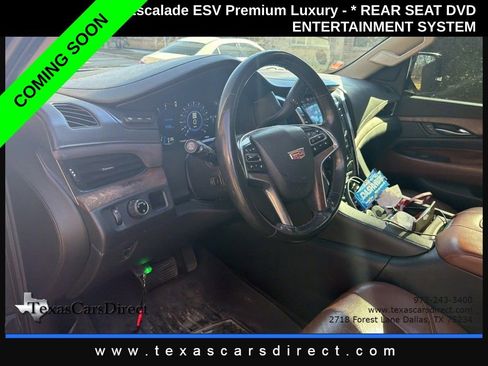 Used 2017 Cadillac Escalade ESV Premium Luxury RWD image 7