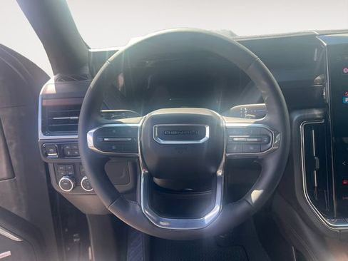 Used 2026 GMC Yukon XL Denali w/ Sun & Power Step Package AWD/4WD image 13